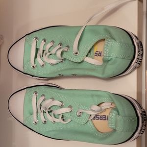 Mint green Women's size 9 converse